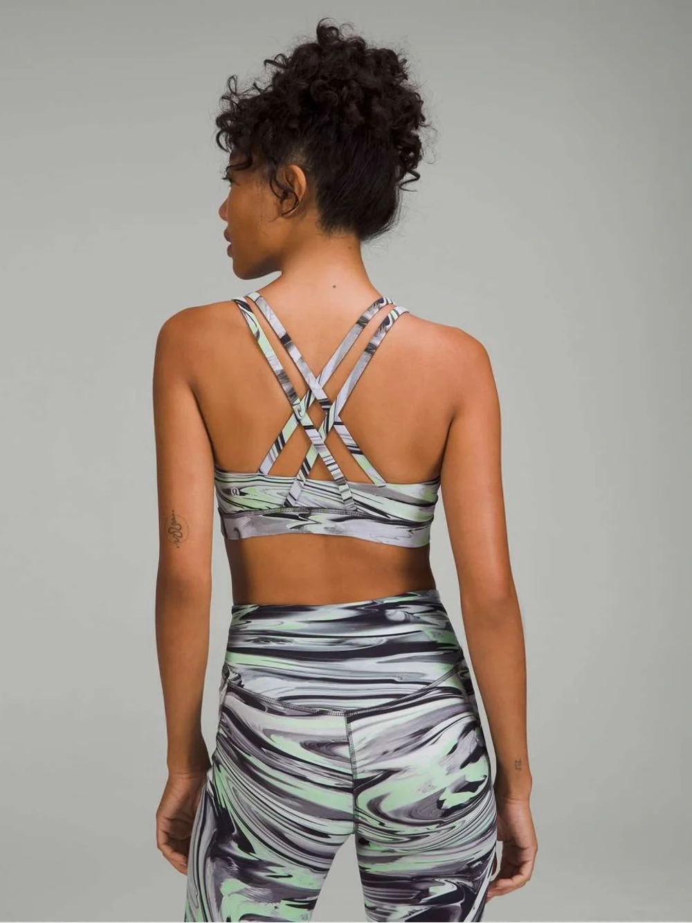 Lululemon Matching Set Energy Bra & Swift Speed
High-Rise Tight 4 - Picture 1 of 8